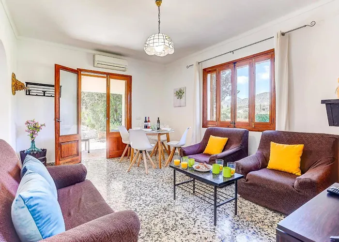 Oliver By Port de Pollenca